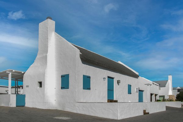 How Can Travelers Make the Most of UK Tourism Hotspots?