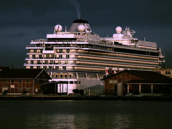 What Makes UK Tourist Attractions a Must-Visit for Travelers?